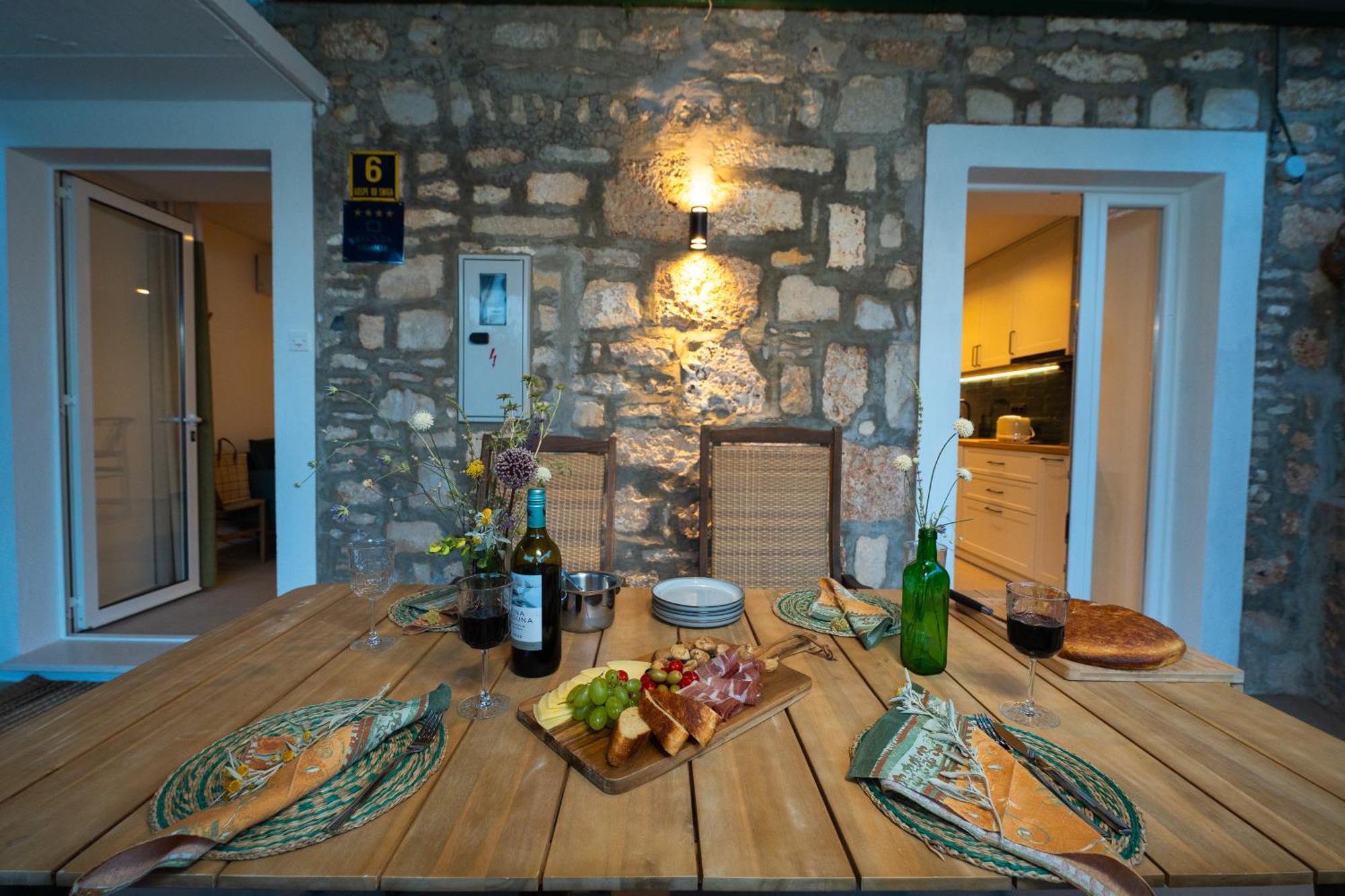 Вилла Nona VI - Boutique Stone House Бол Экстерьер фото